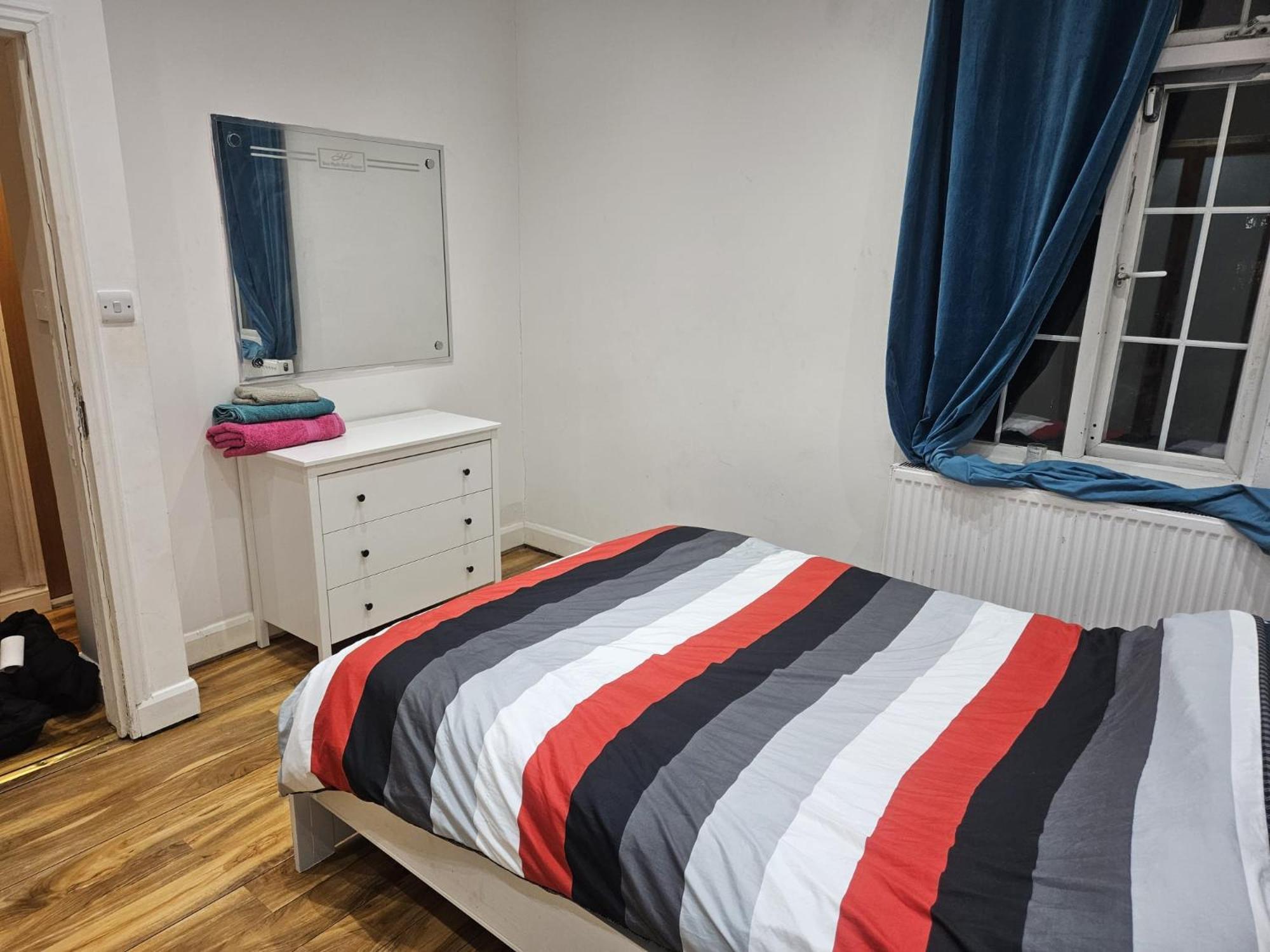לונדון 2 Bedroom Flat - Travel Direct To Heathrow/Central מראה חיצוני תמונה